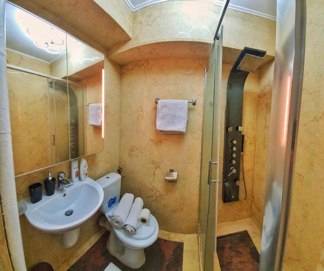 Grand Central Accomodation Doamnei2 Βουκουρέστι Εξωτερικό φωτογραφία