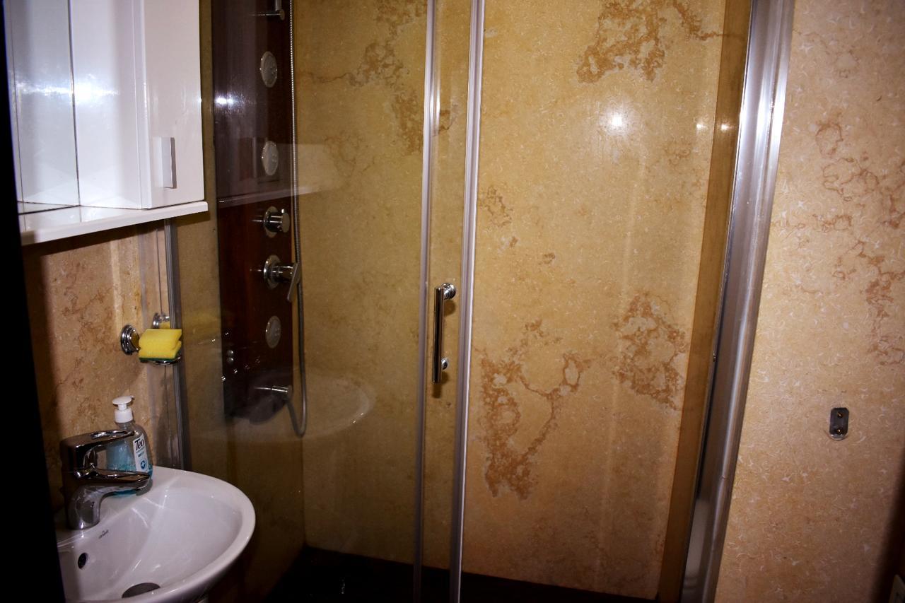 Grand Central Accomodation Doamnei2 Βουκουρέστι Εξωτερικό φωτογραφία