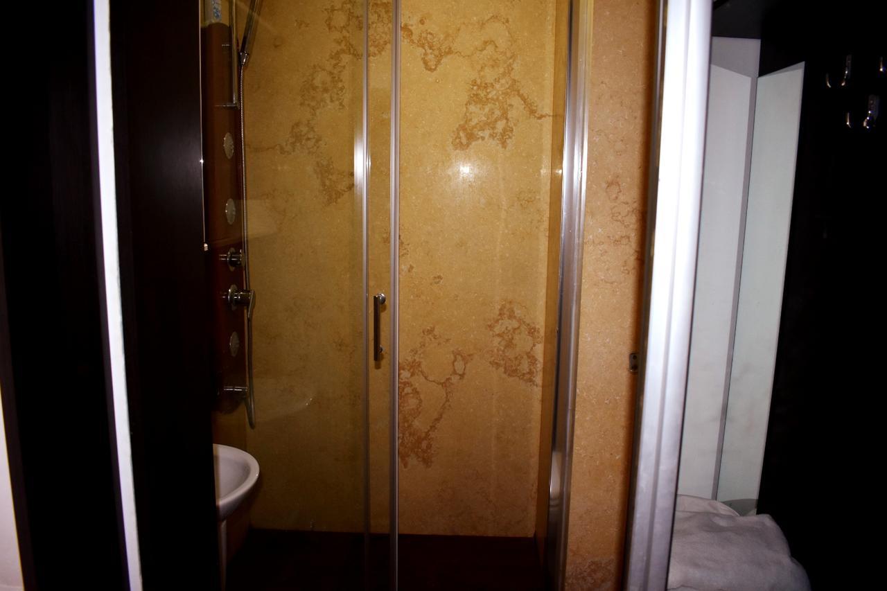 Grand Central Accomodation Doamnei2 Βουκουρέστι Εξωτερικό φωτογραφία